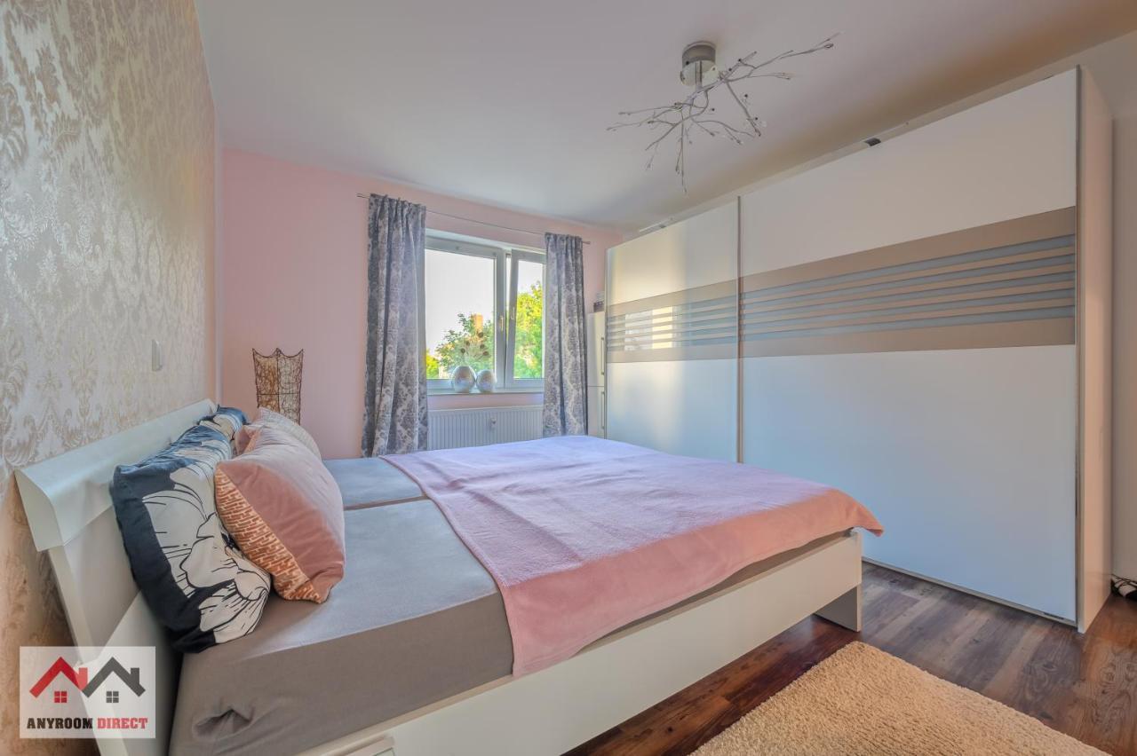Anyroomdirect Private Apartments Near Hannover Exhibition Room Agency Exterior photo