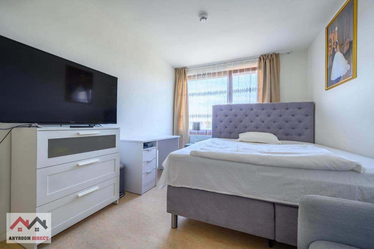 Anyroomdirect Private Apartments Near Hannover Exhibition Room Agency Exterior photo
